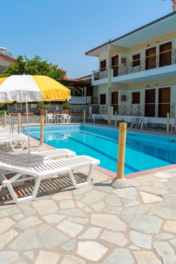 Hotel Sarikas Πολύχρονο Εξωτερικό φωτογραφία