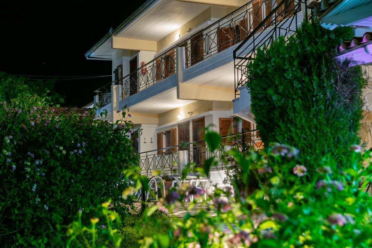 Hotel Sarikas Πολύχρονο Εξωτερικό φωτογραφία