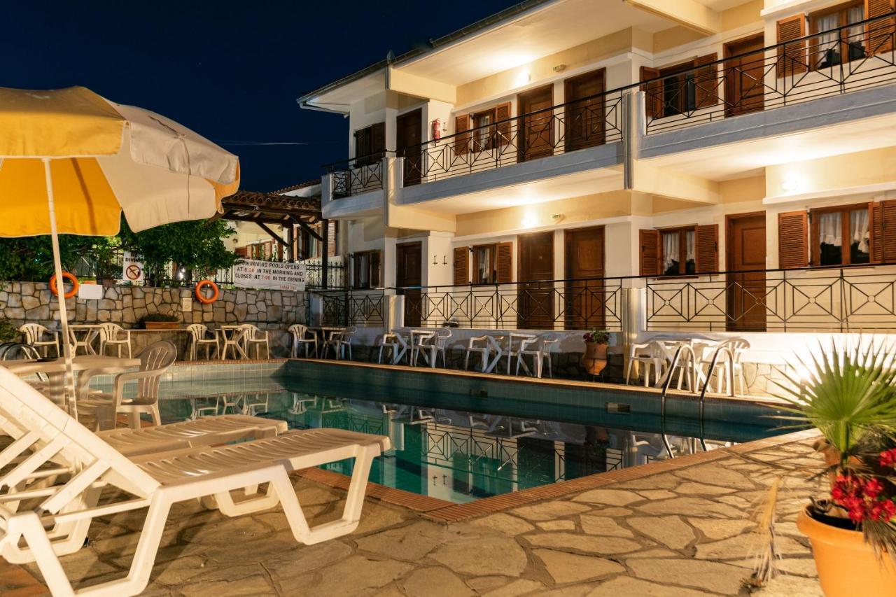 Hotel Sarikas Πολύχρονο Εξωτερικό φωτογραφία