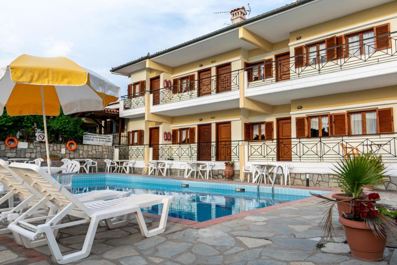 Hotel Sarikas Πολύχρονο Εξωτερικό φωτογραφία